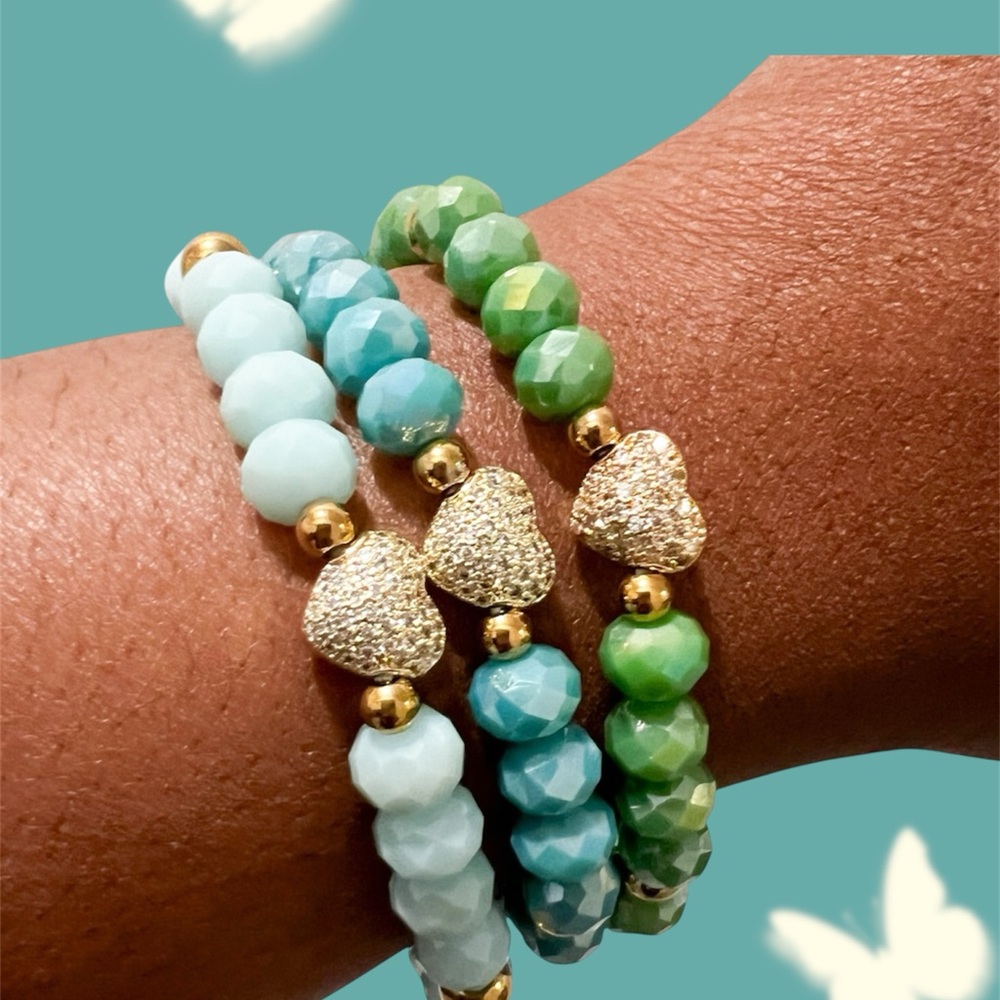 Handmade Mint Crystal Glass CZ Heart Charm Beaded Bracelet